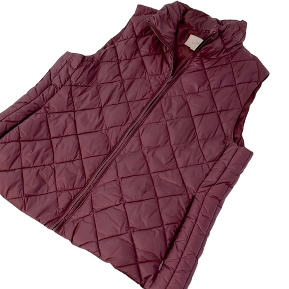 LOFT Jackets & Blazers - Loft Women’s Puffer Vest Size Small Maroon Color EUC